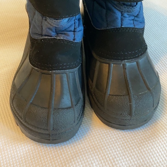 Magellan Winter Boys Boots Insulant Size 12 Black and blue - Picture 5 of 14